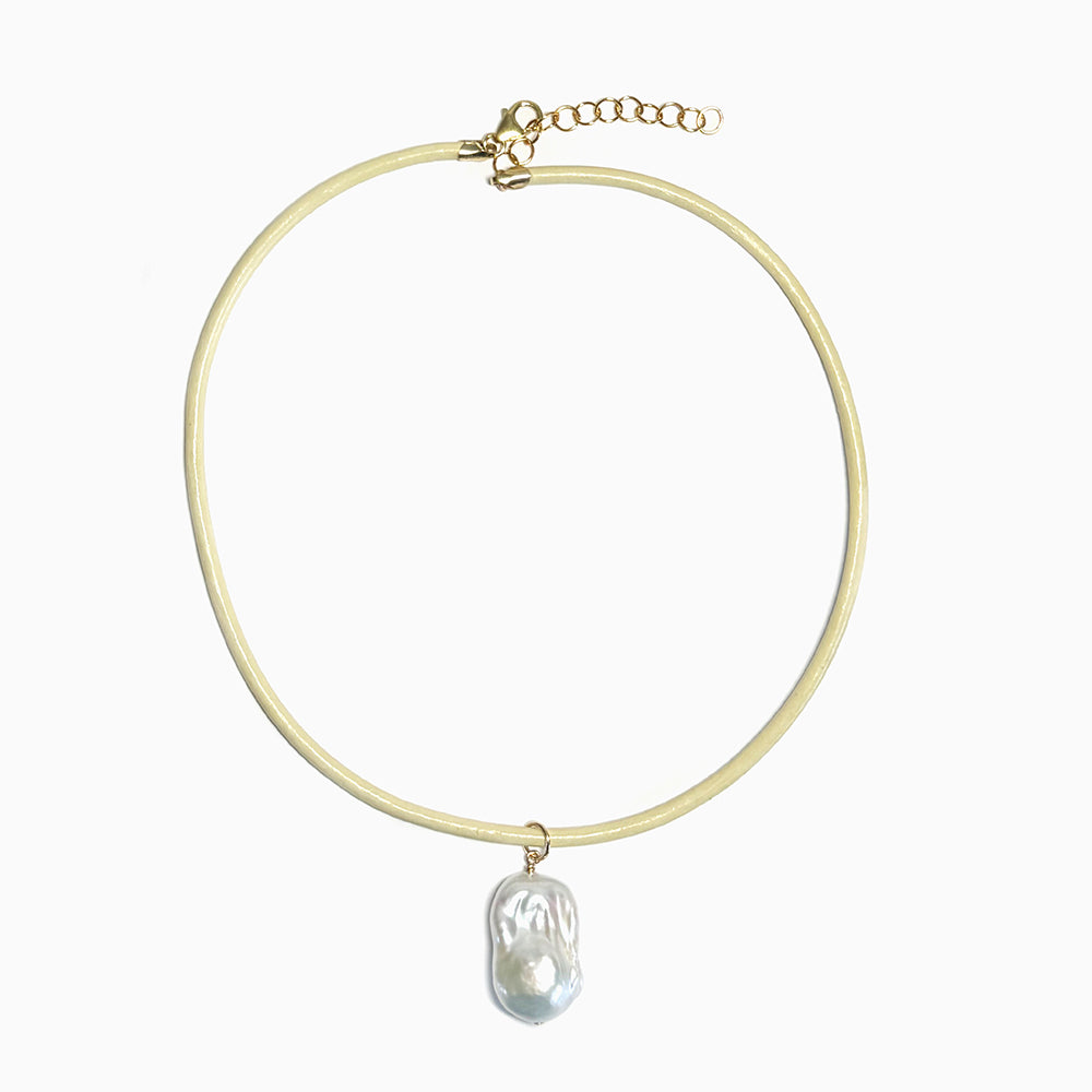 Baroque Pearl & leather cord necklace