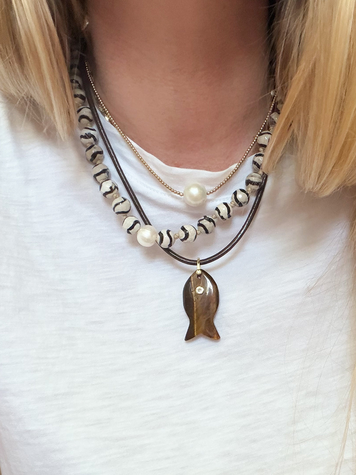 stripe agate & pearl cord necklace