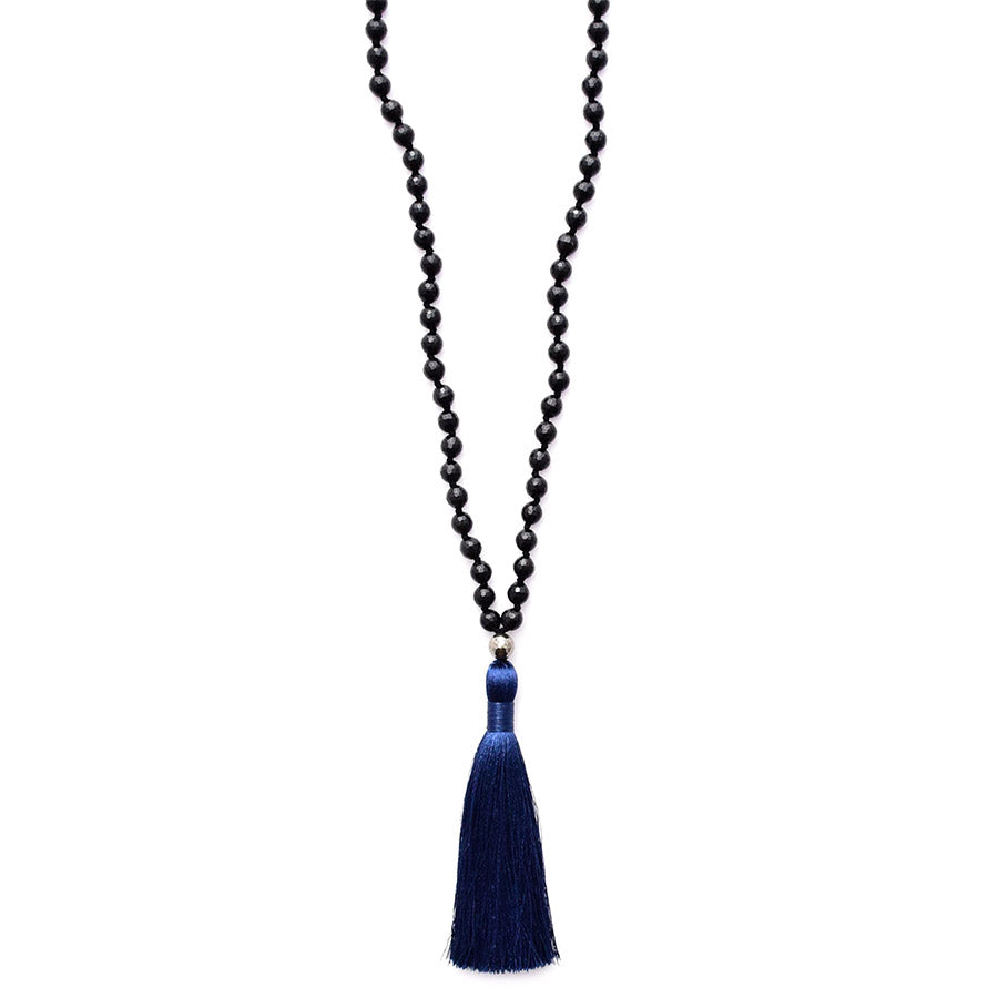 black agate & silky tassel