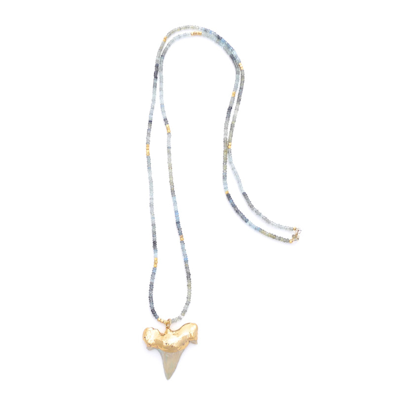 moss aquamarine & shark tooth