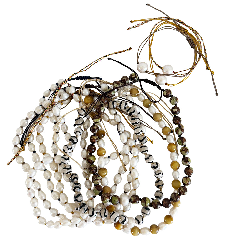 bronzite peridot & pearl cord necklace