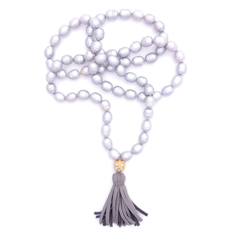 knotted pearls & tassel